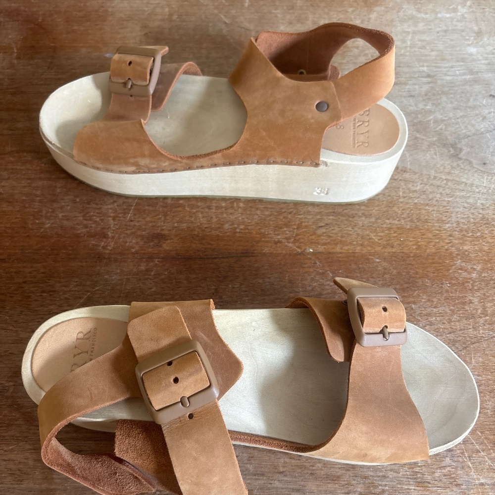 Bryr clogs - Stella size 8
